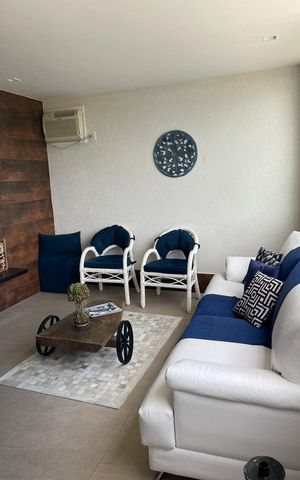 Apartamento à venda com 492m², 4 quartos e 3 vagas Apartamento à venda com 492m², 4 quartos e 3 vagasVaranda