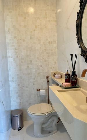 Apartamento à venda com 492m², 4 quartos e 3 vagas Apartamento à venda com 492m², 4 quartos e 3 vagasLavabo