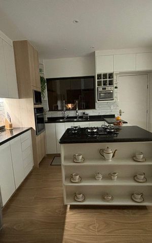 Apartamento à venda com 492m², 4 quartos e 3 vagas Apartamento à venda com 492m², 4 quartos e 3 vagasCozinha