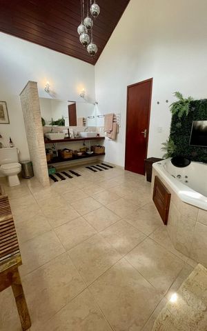 Apartamento à venda com 492m², 4 quartos e 3 vagas Apartamento à venda com 492m², 4 quartos e 3 vagasBanheiro 1
