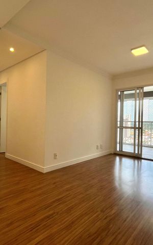 Apartamento para alugar com 74m², 2 quartos e 1 vaga Apartamento para alugar com 74m², 2 quartos e 1 vagaSala