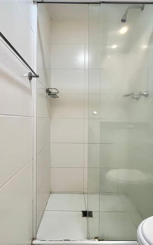 Apartamento para alugar com 74m², 2 quartos e 1 vaga Apartamento para alugar com 74m², 2 quartos e 1 vagaBanheiro Corredor
