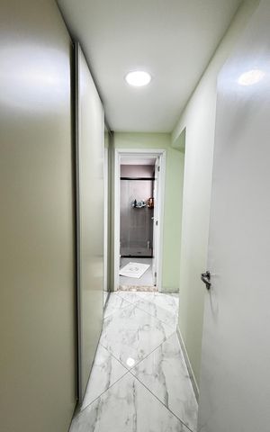 Apartamento à venda com 73m², 2 quartos e 2 vagas Apartamento à venda com 73m², 2 quartos e 2 vagasSuite