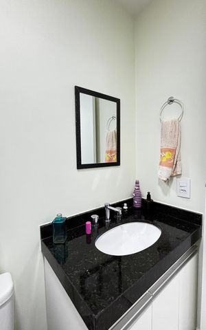 Apartamento à venda com 73m², 2 quartos e 2 vagas Apartamento à venda com 73m², 2 quartos e 2 vagasBanheiro