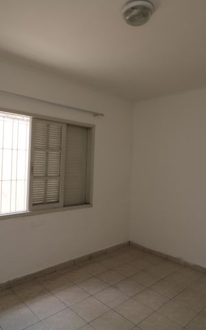 Casa para alugar com 250m², 2 quartos e 3 vagasQuarto 2
