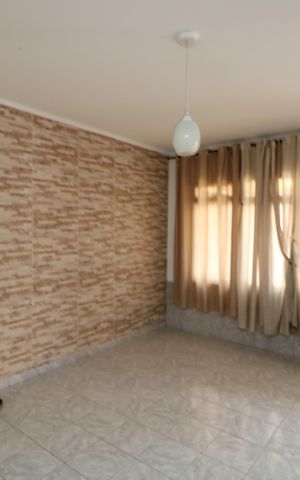 Casa para alugar com 250m², 2 quartos e 3 vagasSala