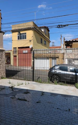 Casa para alugar com 250m², 2 quartos e 3 vagasGaragem