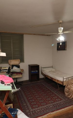 Casa à venda com 520m², 3 quartos e 6 vagasQuarto 2