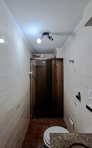 Apartamento à venda com 55m², 2 quartos e 1 vaga Apartamento à venda com 55m², 2 quartos e 1 vagaBanheiro social