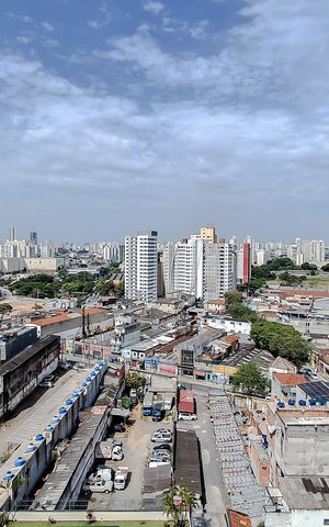Apartamento à venda com 55m², 2 quartos e 1 vaga Apartamento à venda com 55m², 2 quartos e 1 vagaVista da varanda da sala
