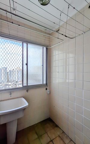 Apartamento à venda com 55m², 2 quartos e 1 vaga Apartamento à venda com 55m², 2 quartos e 1 vagaÁrea de serviço