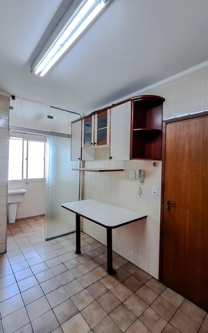 Apartamento à venda com 55m², 2 quartos e 1 vaga Apartamento à venda com 55m², 2 quartos e 1 vagaCozinha