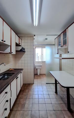 Apartamento à venda com 55m², 2 quartos e 1 vaga Apartamento à venda com 55m², 2 quartos e 1 vagaCozinha