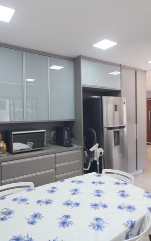 Casa de condomínio à venda com 250m², 3 quartos e 3 vagasCozinha