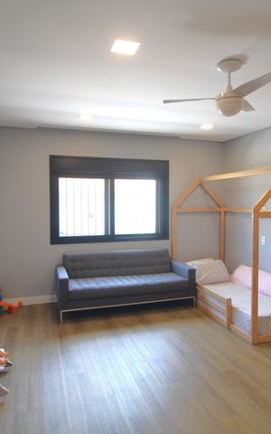 Casa de condomínio à venda com 250m², 3 quartos e 3 vagasQuarto 1