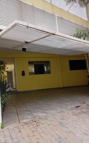 Casa à venda com 146m², 2 quartos e 3 vagasGaragem