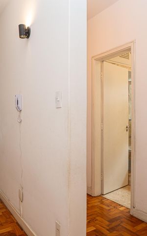Apartamento à venda com 94m², 2 quartos e sem vaga Apartamento à venda com 94m², 2 quartos e sem vagaSala