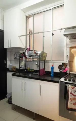 Apartamento à venda com 80m², 3 quartos e 1 vaga Apartamento à venda com 80m², 3 quartos e 1 vagaCozinha e Área de Serviço