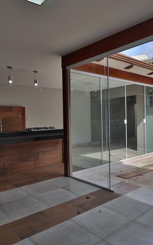 Casa para alugar com 200m², 3 quartos e 2 vagasVaranda gourmet