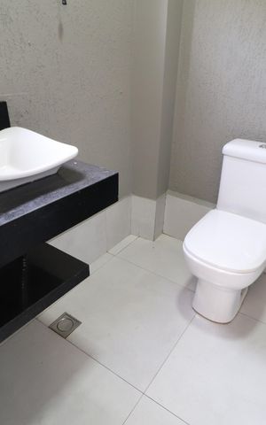 Casa para alugar com 200m², 3 quartos e 2 vagasLavabo