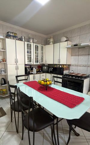 Casa à venda com 774m², 6 quartos e 4 vagas