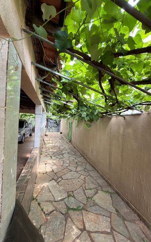 Casa à venda com 774m², 6 quartos e 4 vagas