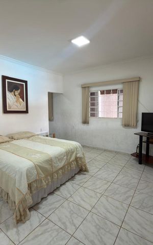 Casa à venda com 774m², 6 quartos e 4 vagas