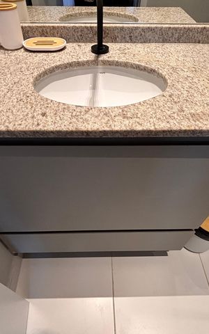 Apartamento para alugar com 25m², 1 quarto e sem vaga Apartamento para alugar com 25m², 1 quarto e sem vagaBanheiro da Suíte