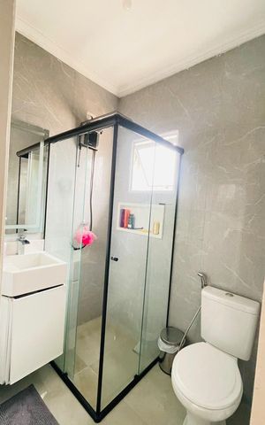Casa de condomínio para alugar com 50m², 2 quartos e 2 vagas Casa de condomínio para alugar com 50m², 2 quartos e 2 vagasBanheiro
