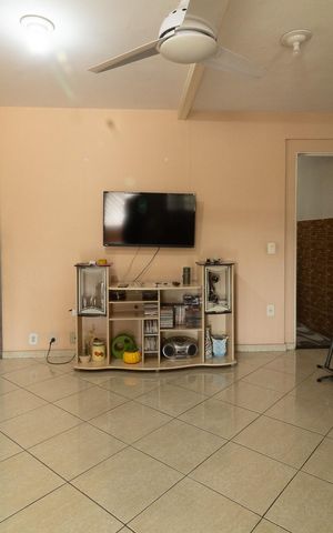 Casa à venda com 150m², 3 quartos e 2 vagas