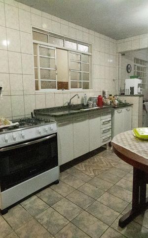 Casa à venda com 150m², 3 quartos e 2 vagas