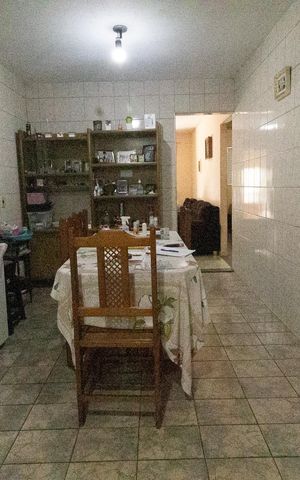 Casa à venda com 150m², 3 quartos e 2 vagas