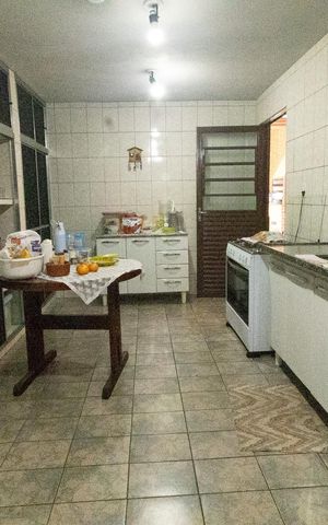 Casa à venda com 150m², 3 quartos e 2 vagas