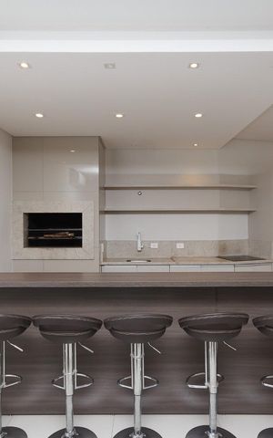 Apartamento à venda com 116m², 2 quartos e 2 vagas Apartamento à venda com 116m², 2 quartos e 2 vagasÁrea externa