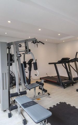 Apartamento à venda com 116m², 2 quartos e 2 vagas Apartamento à venda com 116m², 2 quartos e 2 vagasÁrea externa