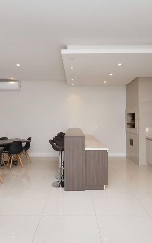 Apartamento à venda com 116m², 2 quartos e 2 vagas Apartamento à venda com 116m², 2 quartos e 2 vagasÁrea externa