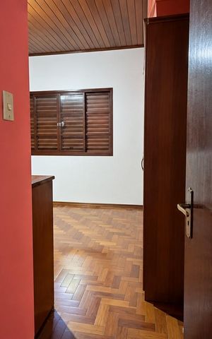 Casa para alugar com 75m², 2 quartos e 1 vaga Casa para alugar com 75m², 2 quartos e 1 vagaCorredor