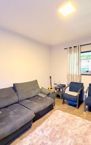 Casa à venda com 125m², 3 quartos e 2 vagasSala