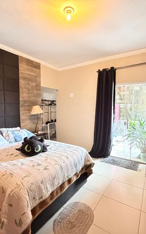 Casa à venda com 125m², 3 quartos e 2 vagasSuíte