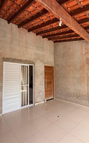 Casa à venda com 125m², 3 quartos e 2 vagasQuarto 3 - Varanda