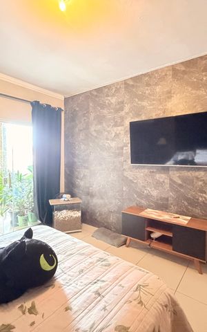 Casa à venda com 125m², 3 quartos e 2 vagasSuíte
