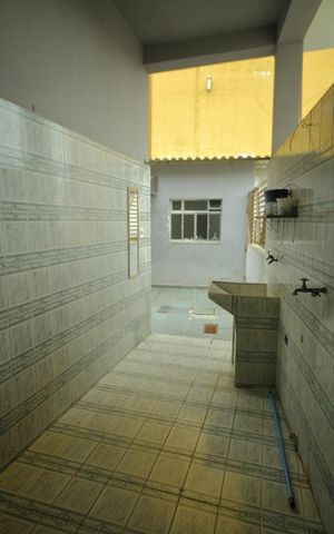 Casa para alugar com 81m², 2 quartos e 1 vagaÁrea de Serviço