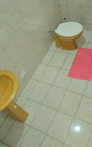 Casa para alugar com 81m², 2 quartos e 1 vagaBanheiro