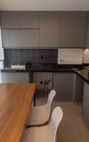 Apartamento à venda com 44m², 1 quarto e 1 vaga Apartamento à venda com 44m², 1 quarto e 1 vagaVaranda e Área de serviço