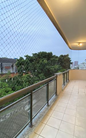 Apartamento para alugar com 200m², 3 quartos e 2 vagas