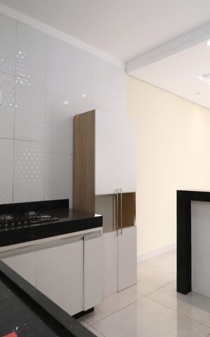 Casa para alugar com 70m², 2 quartos e 2 vagasCozinha