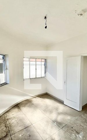 Casa à venda com 190m², 2 quartos e 1 vaga