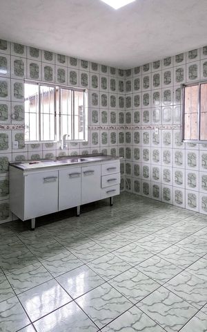 Casa para alugar com 70m², 2 quartos e sem vaga Casa para alugar com 70m², 2 quartos e sem vagaCozinha