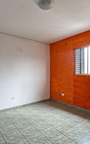 Casa para alugar com 70m², 2 quartos e sem vaga Casa para alugar com 70m², 2 quartos e sem vagaSuíte