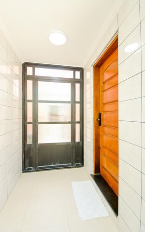 Casa para alugar com 100m², 2 quartos e 3 vagasHall de entrada